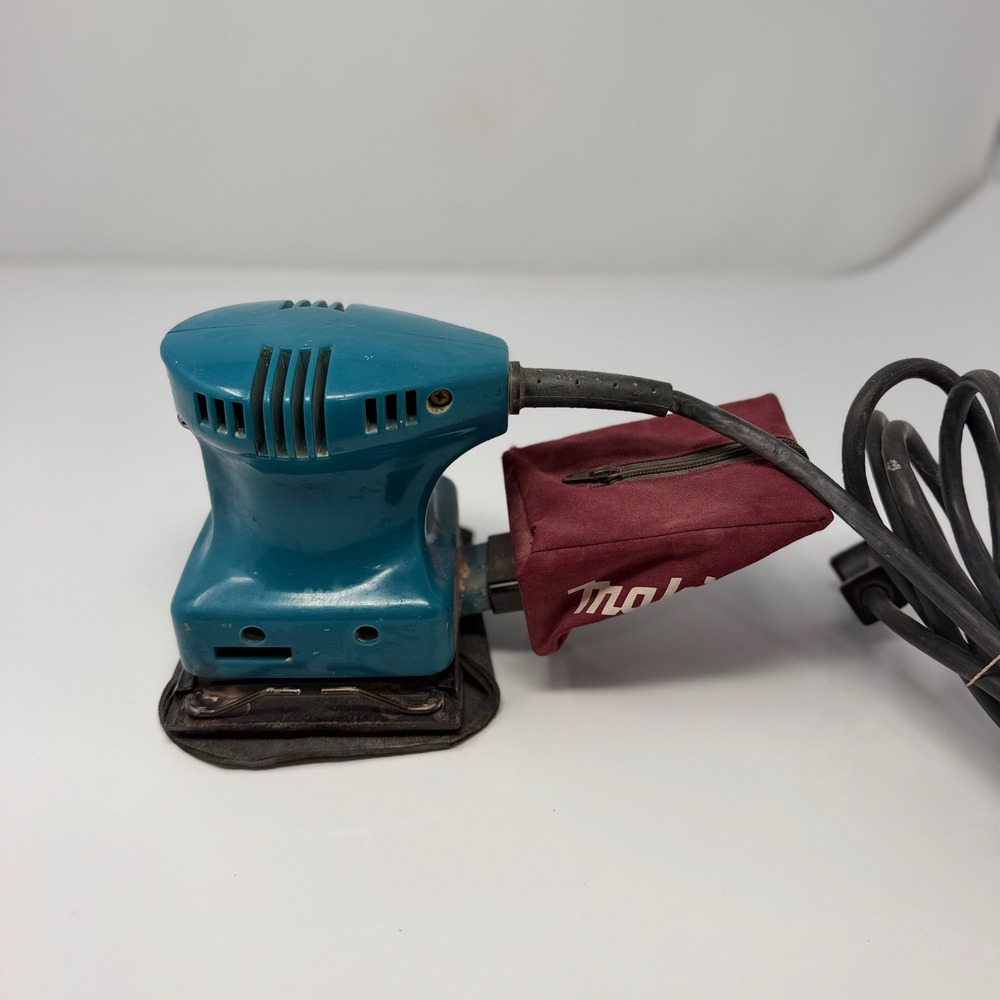Makita BO4550 Finishing Sander 1/4 Sheet Corded Palm Sander Dust Bag Tested